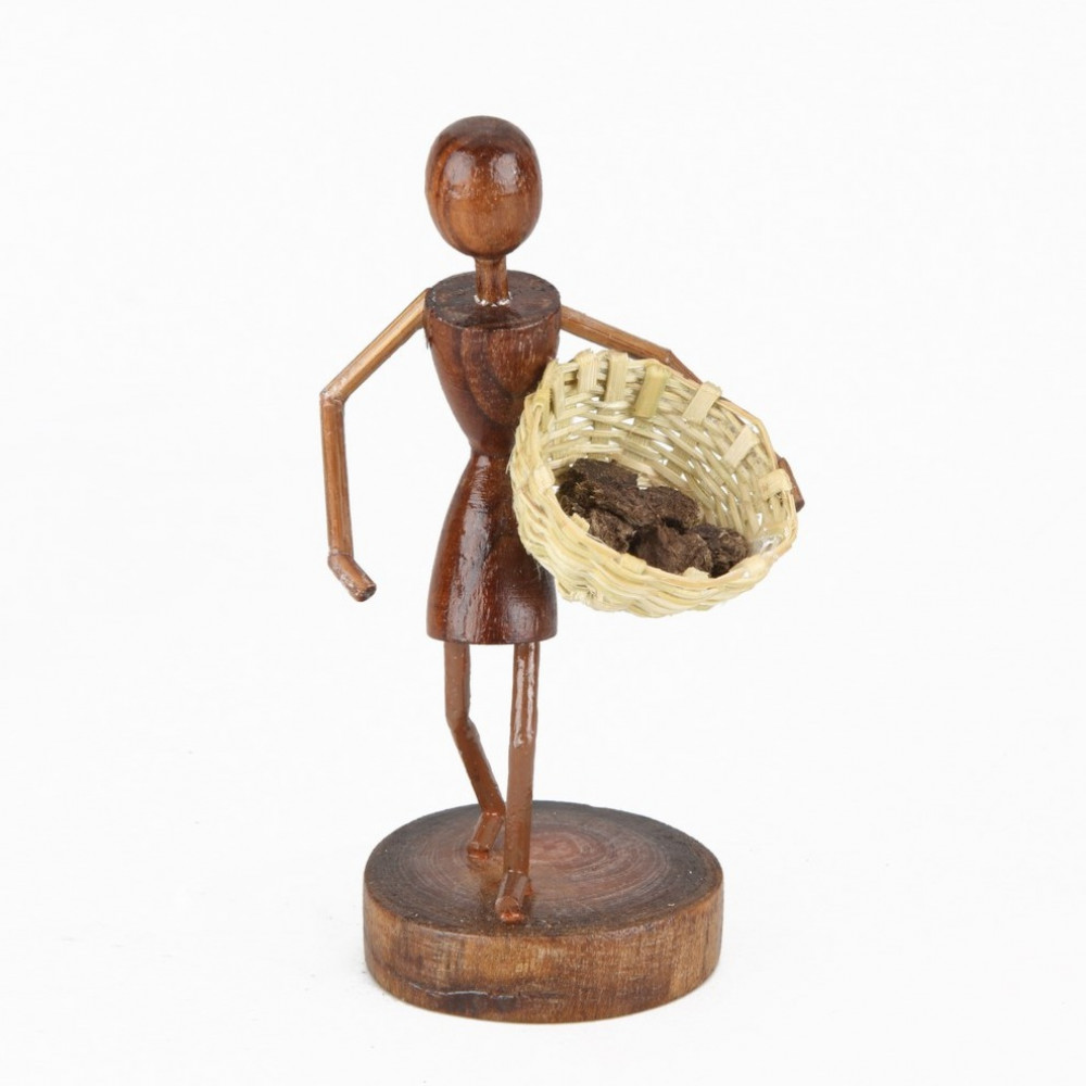 Wooden Statue (working Woman) - photo
