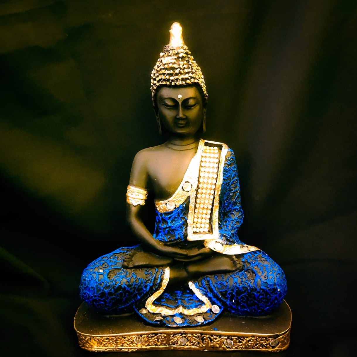 Meditating Buddha Statue