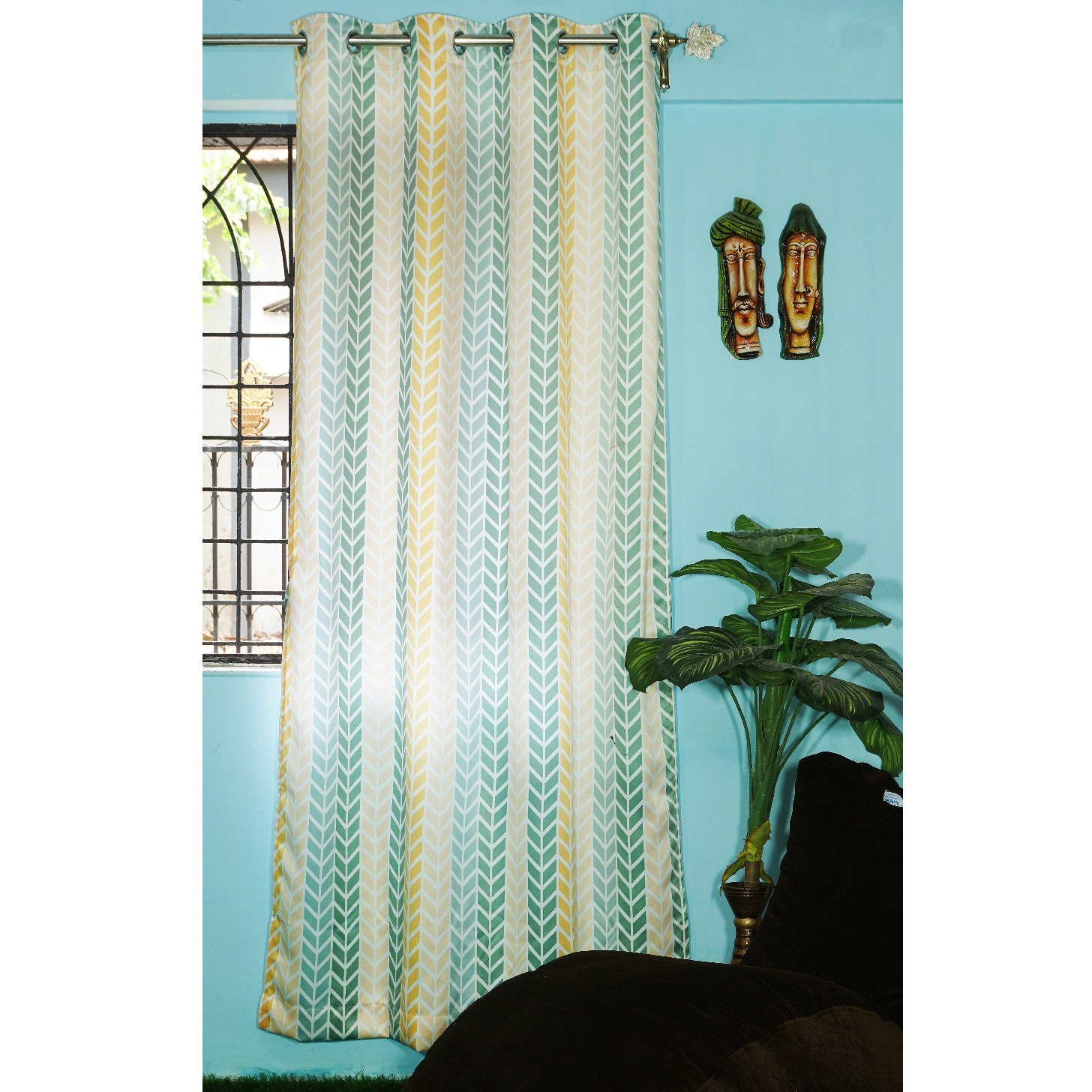 Arrow Design Long Window Single Curtain (Green & Yellow)