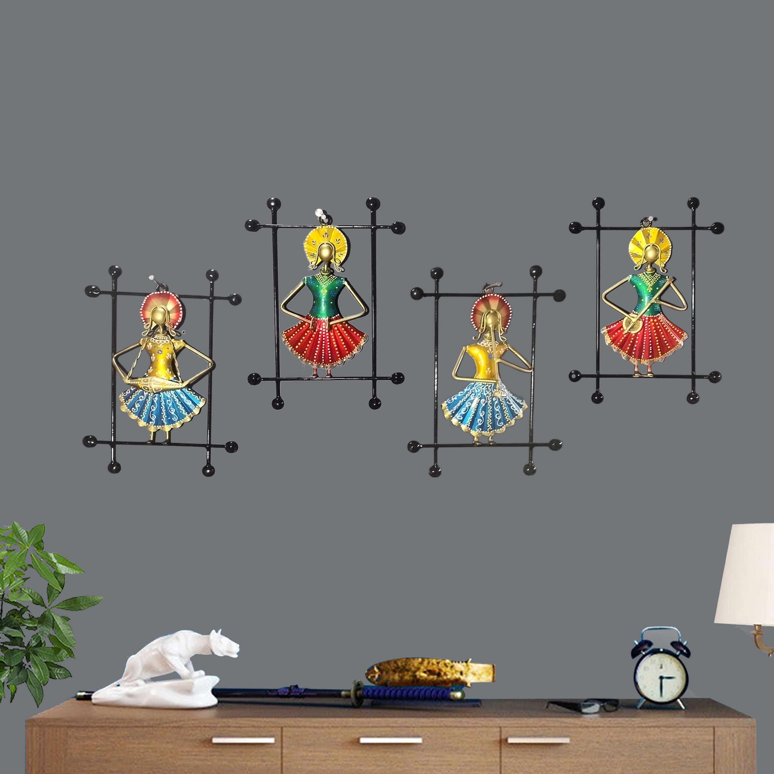 Iron Decorative Doll Muscians Frame Wall Art
