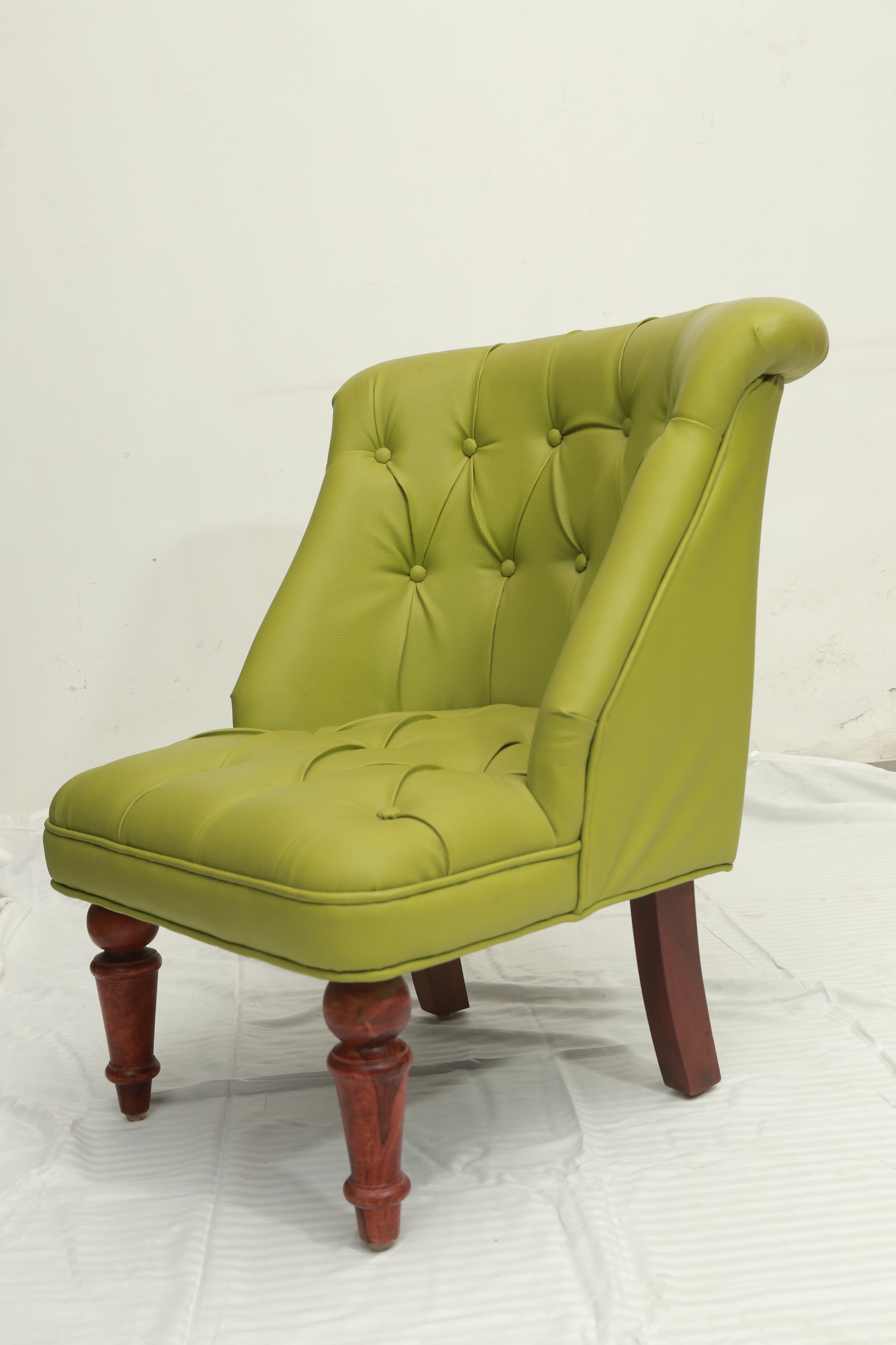 Premium Green Lounge Leatherette Chair