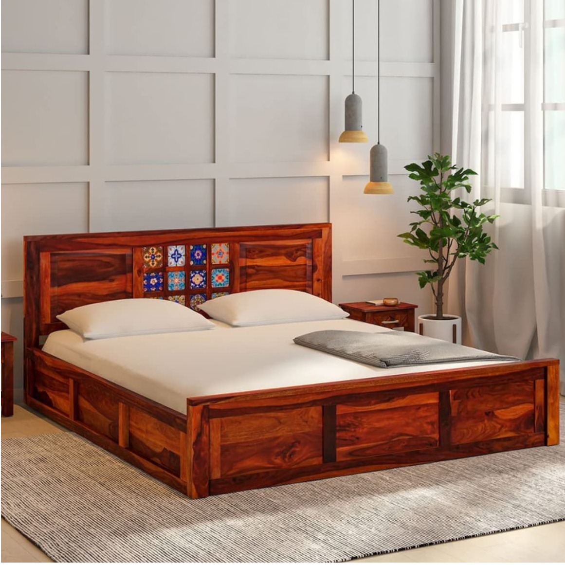 Persia Sheesham Wood Queen Size Bed